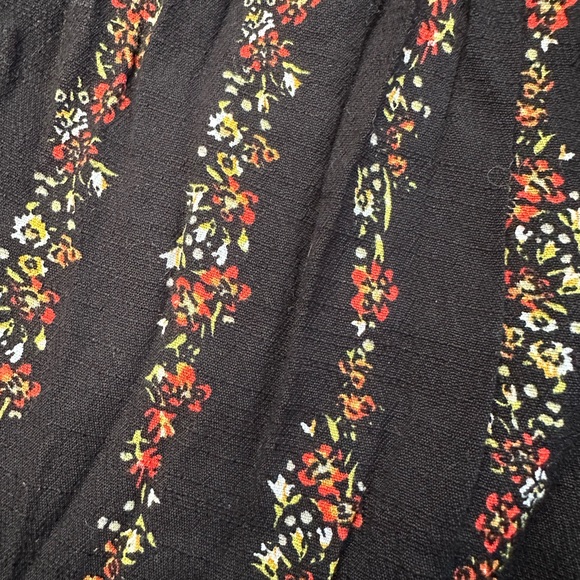 Free People Crop Top And Short Set Black With Floral Design Size Large - Picture 2 of 5